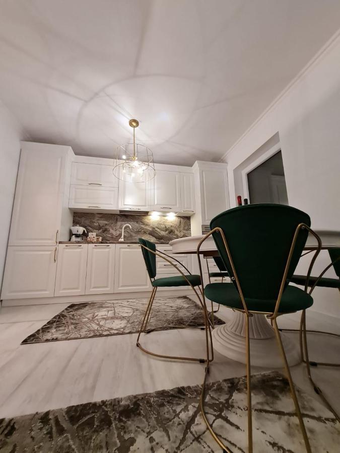 Apartament Larysse Oradea Eksteriør billede